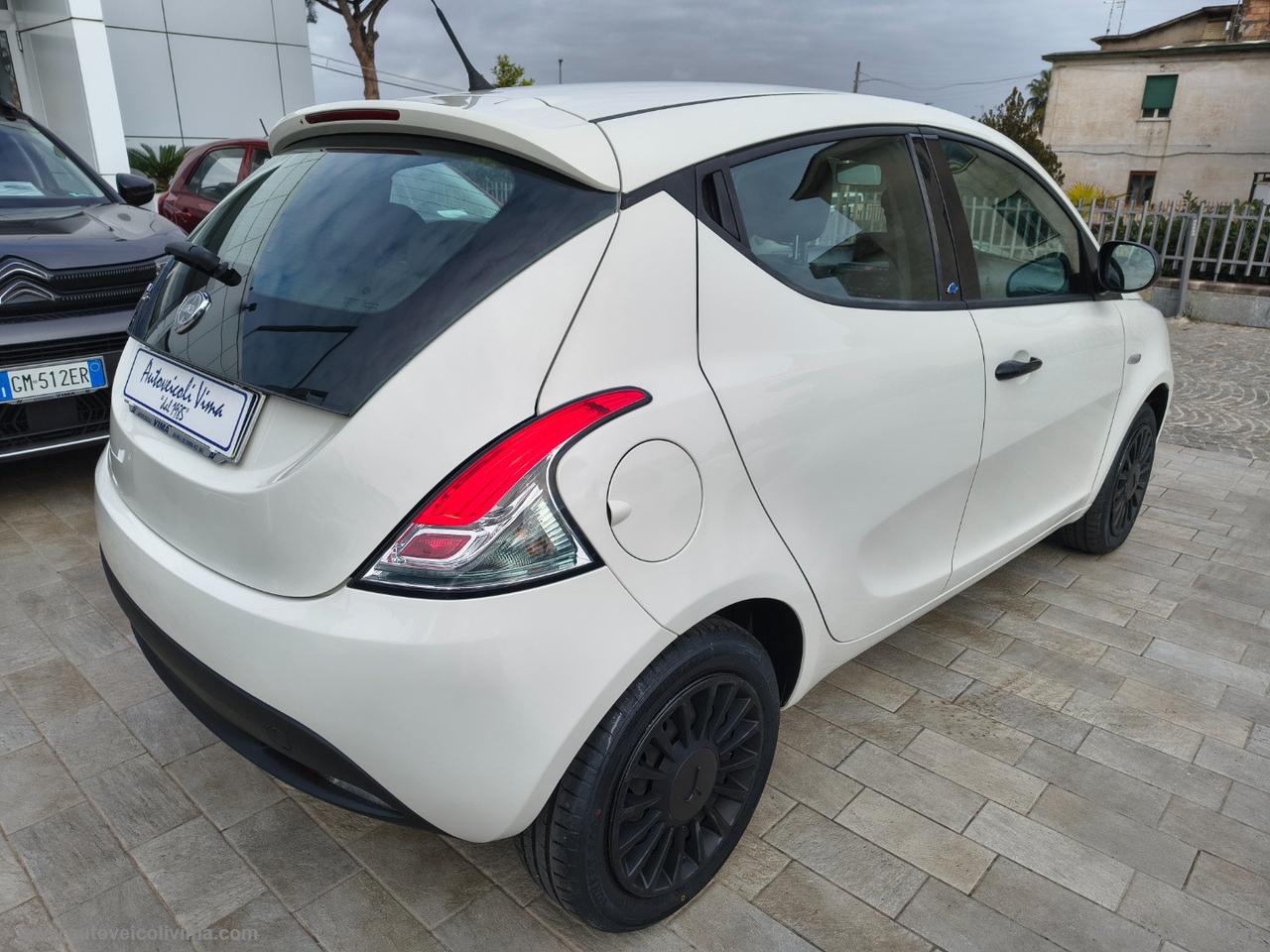LANCIA Ypsilon 1.2 69 CV 5p. S&S Elefantino Blu