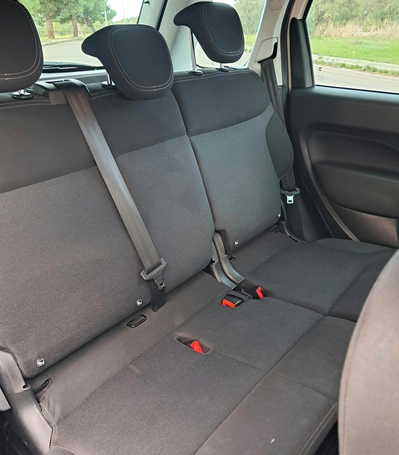 Fiat 500L 1.6 Multijet 120 CV Mirror City Cross