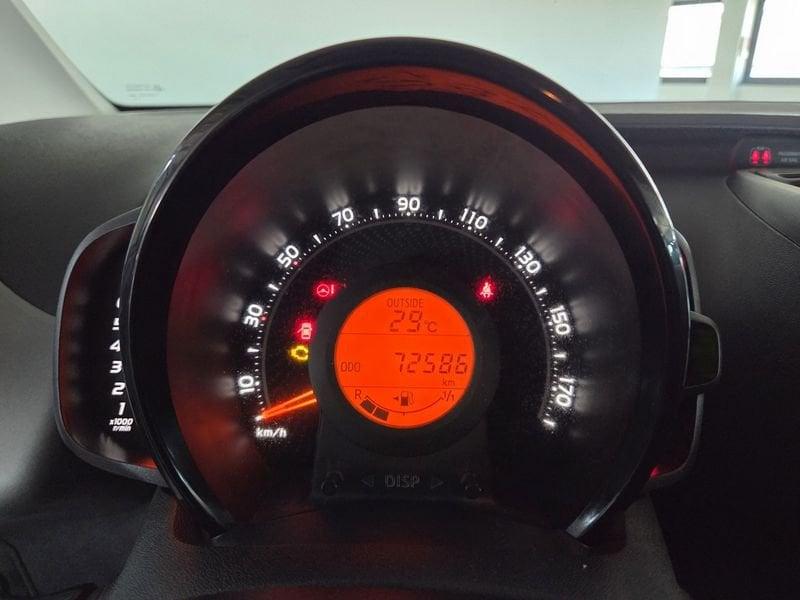 Toyota Aygo 2ª serie Connect 1.0 VVT-i 72 CV 5 porte x-play