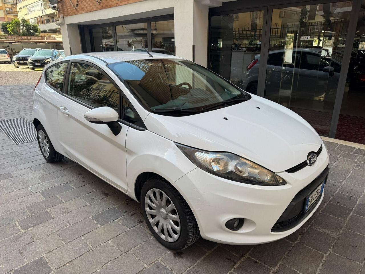 FORD Fiesta 1.4 TDCi 70CV 3 porte Titanium