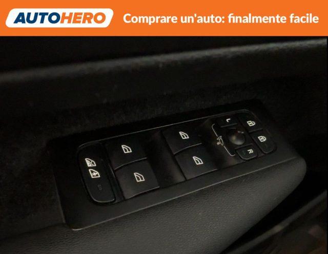 VOLVO XC40 T4 Recharge Plug-in Hybrid Inscription Expression