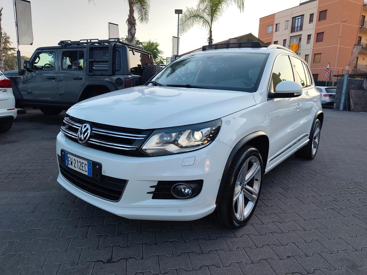 Volkswagen Tiguan 2.0 TDI 177 CV 4MOTION DSG R-Line