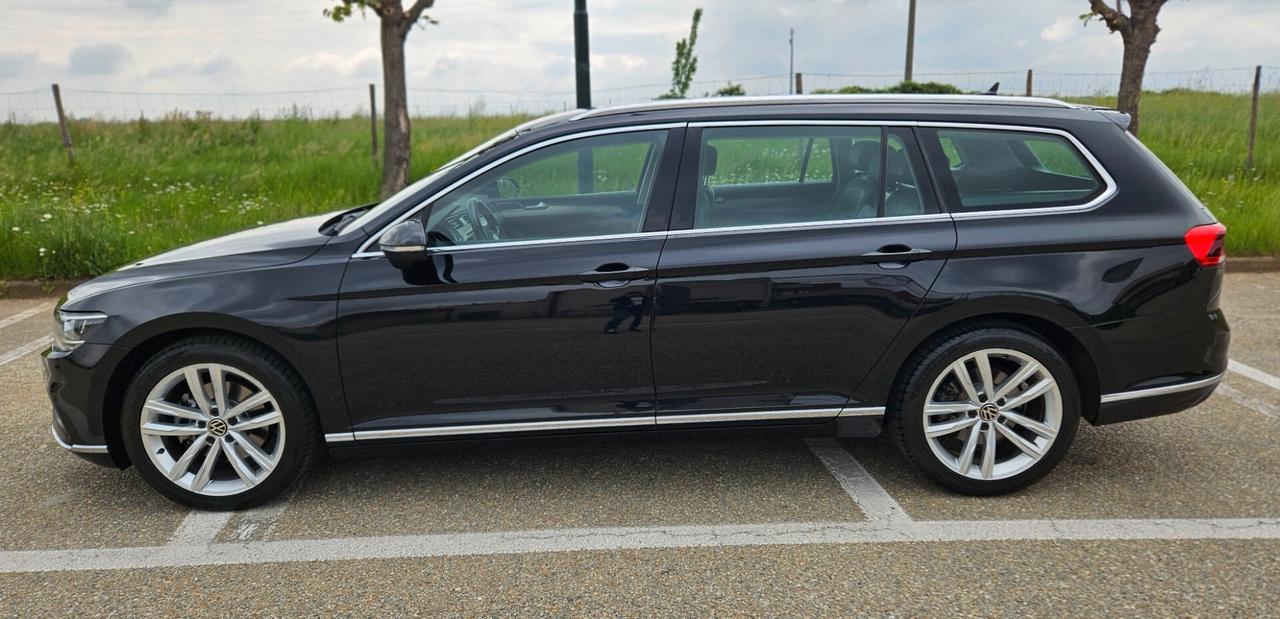 Volkswagen Passat Variant 1.5 TSI ACT DSG Business