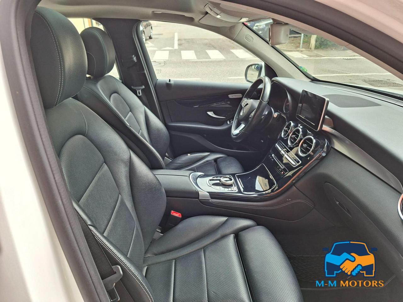 Mercedes-Benz GLC 220 D 4 MATIC premium + tetto apribile