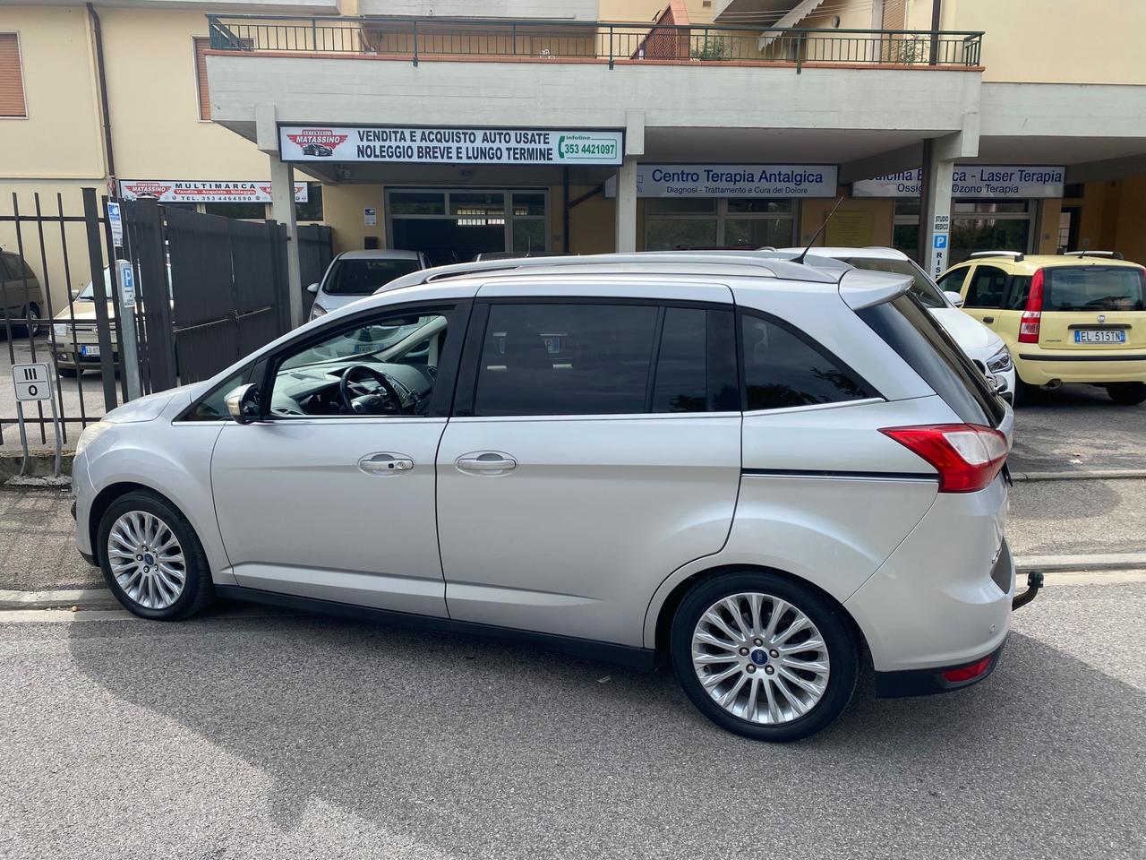 Ford C-Max 1.6 TDCi 115CV Plus 7 posti gancio traino