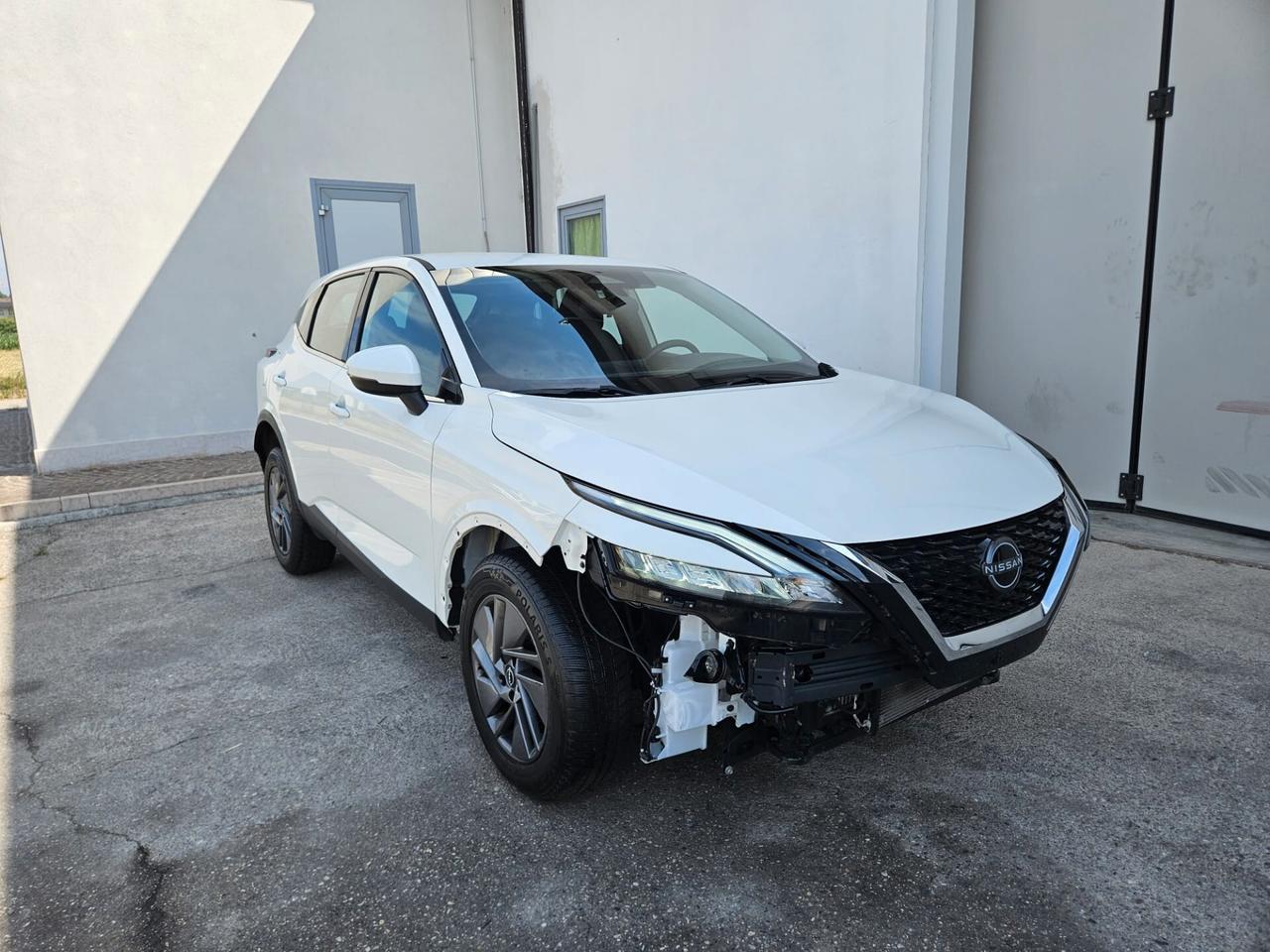 Nissan Qashqai 1.3 mhev 2wd 158cv xtronic START INCIDENTATA