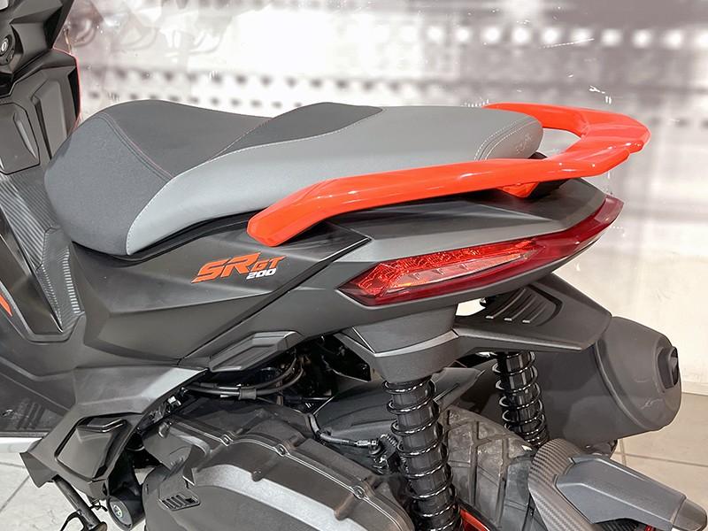 Aprilia SR GT Sport 200