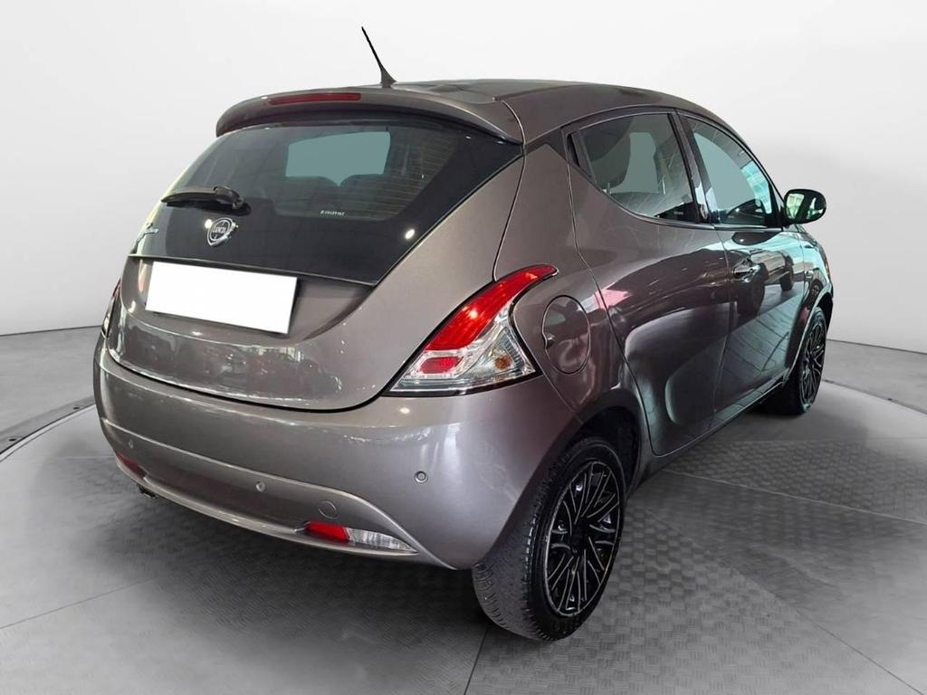Lancia Ypsilon 5 Porte 1.2 Ecochic Gold