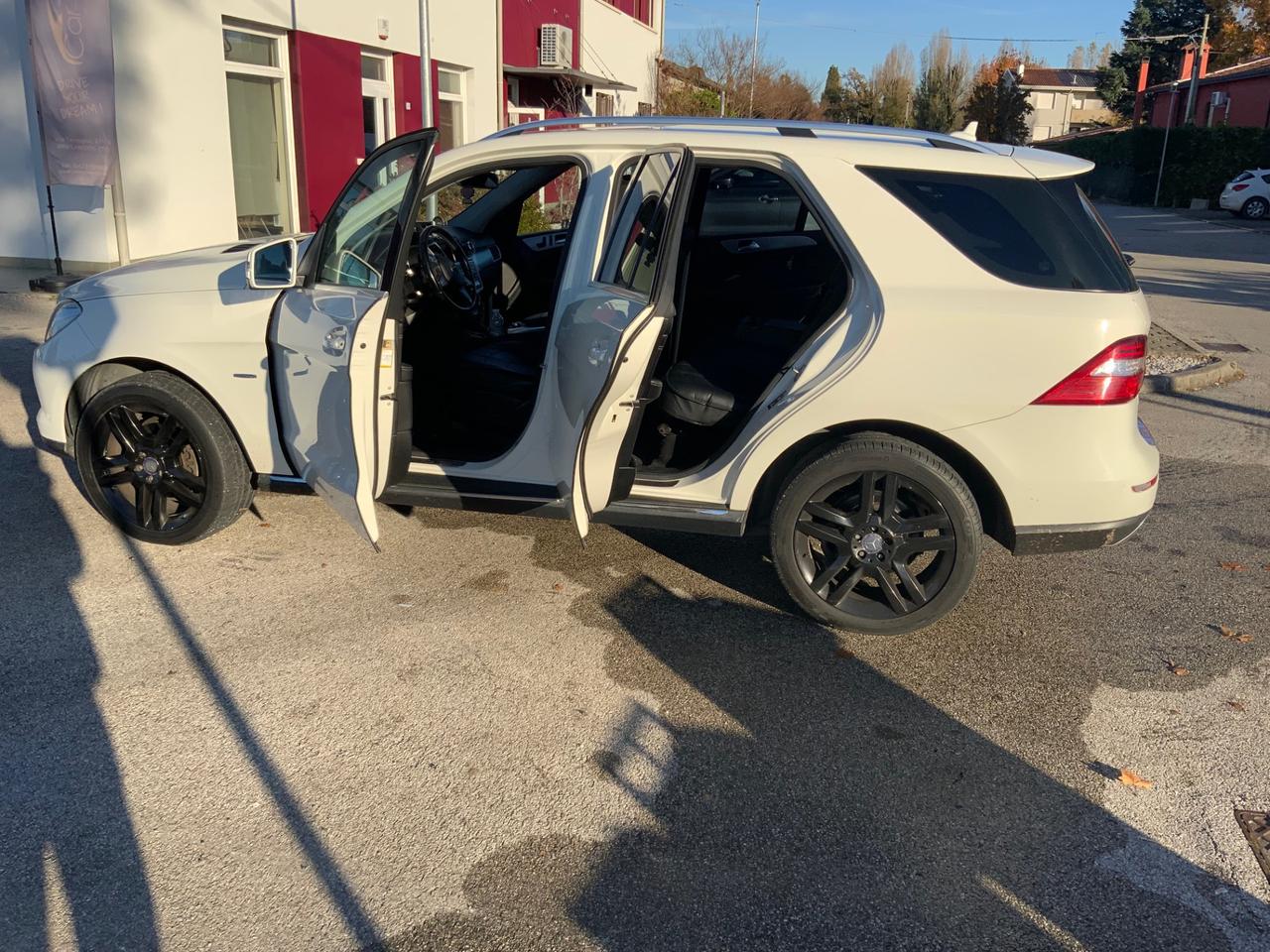 Mercedes - benz Ml 250 Bluetec 4matic