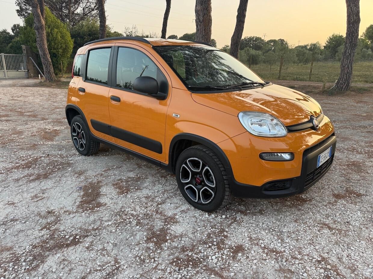 Fiat Panda 1.0 FireFly S&S Hybrid City Cross