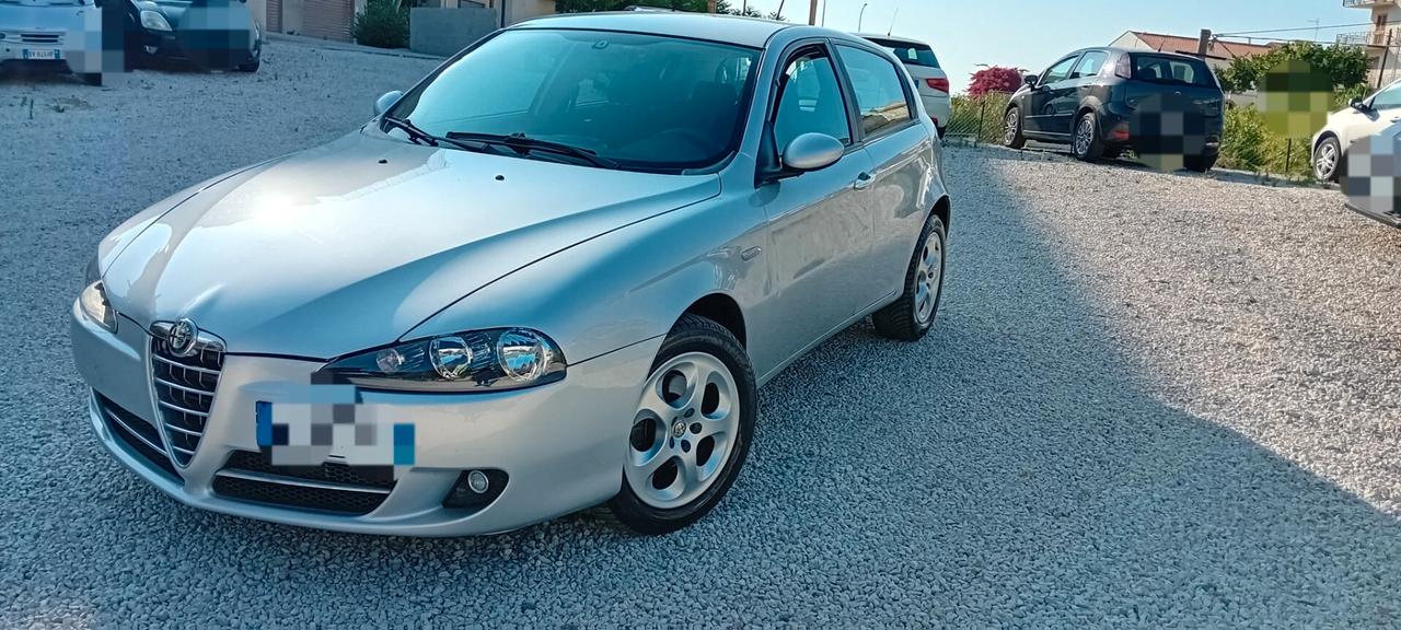Alfa Romeo 147 1.9 JTD M-JET 16V 5 porte Prog.