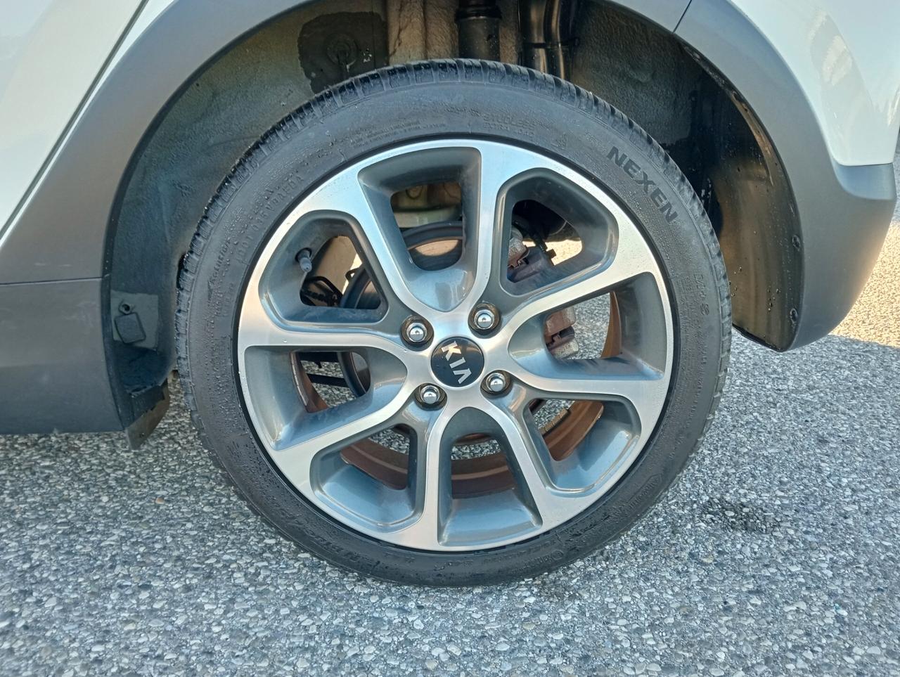 Kia Picanto 1.0 TGDi 12V 5 porte X Line OK NEOPATENTATO