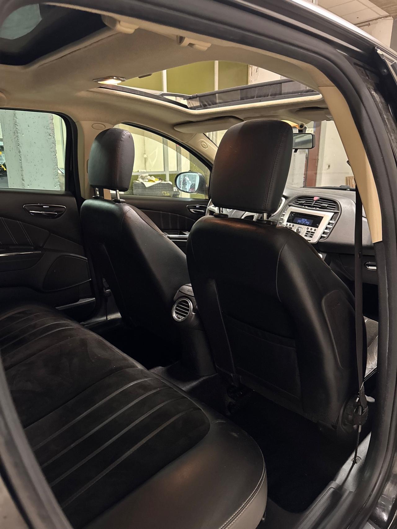 Lancia Delta 1.6 MJT DPF Platino