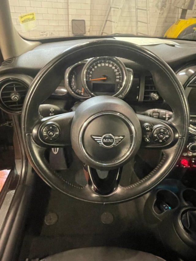 MINI Cooper D 1.5 Cooper D 5 porte