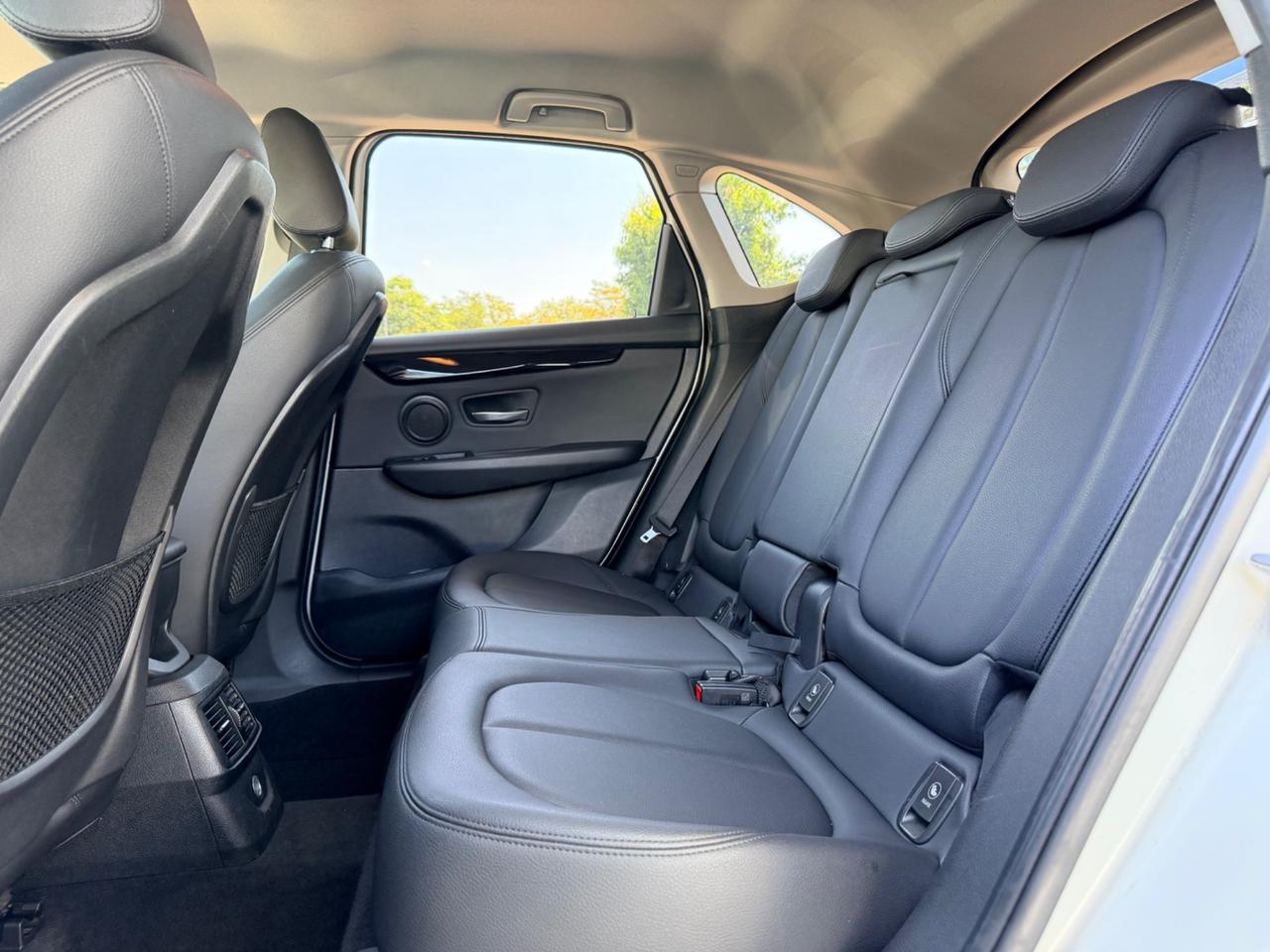 Bmw 2er Active Tourer 220d Luxury aut.