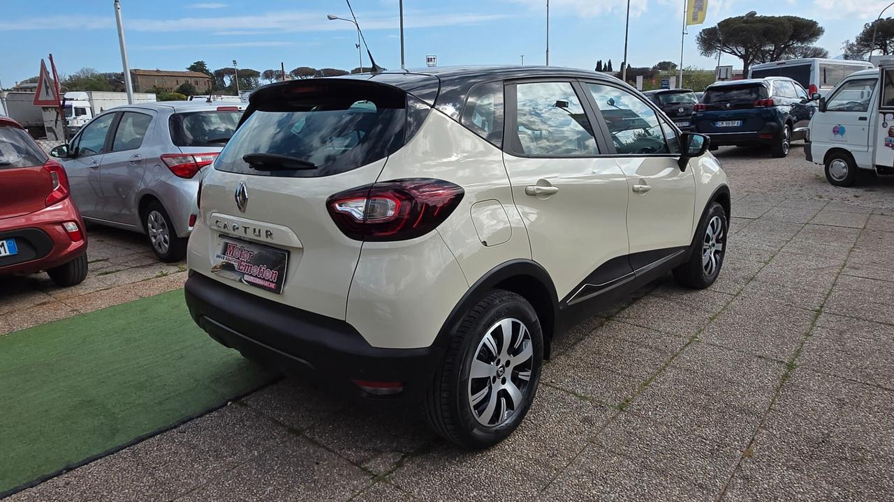 Renault Captur dCi 8V 90 CV EDC Business