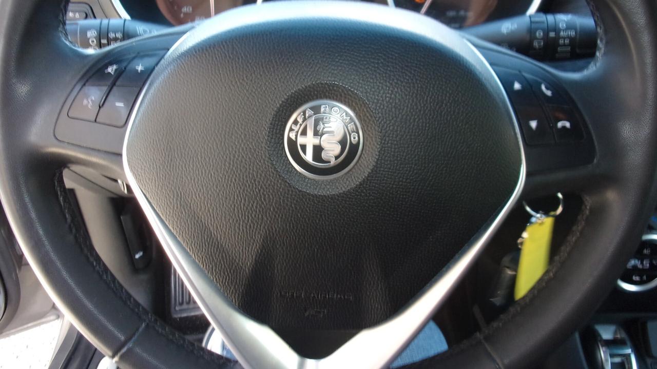 Alfa Romeo Giulietta 1.4 Turbo 120 CV GPL Super