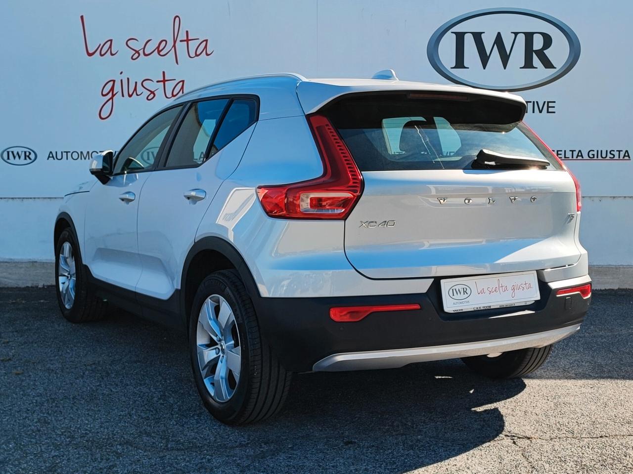 Volvo XC40 T3 Geartronic Momentum