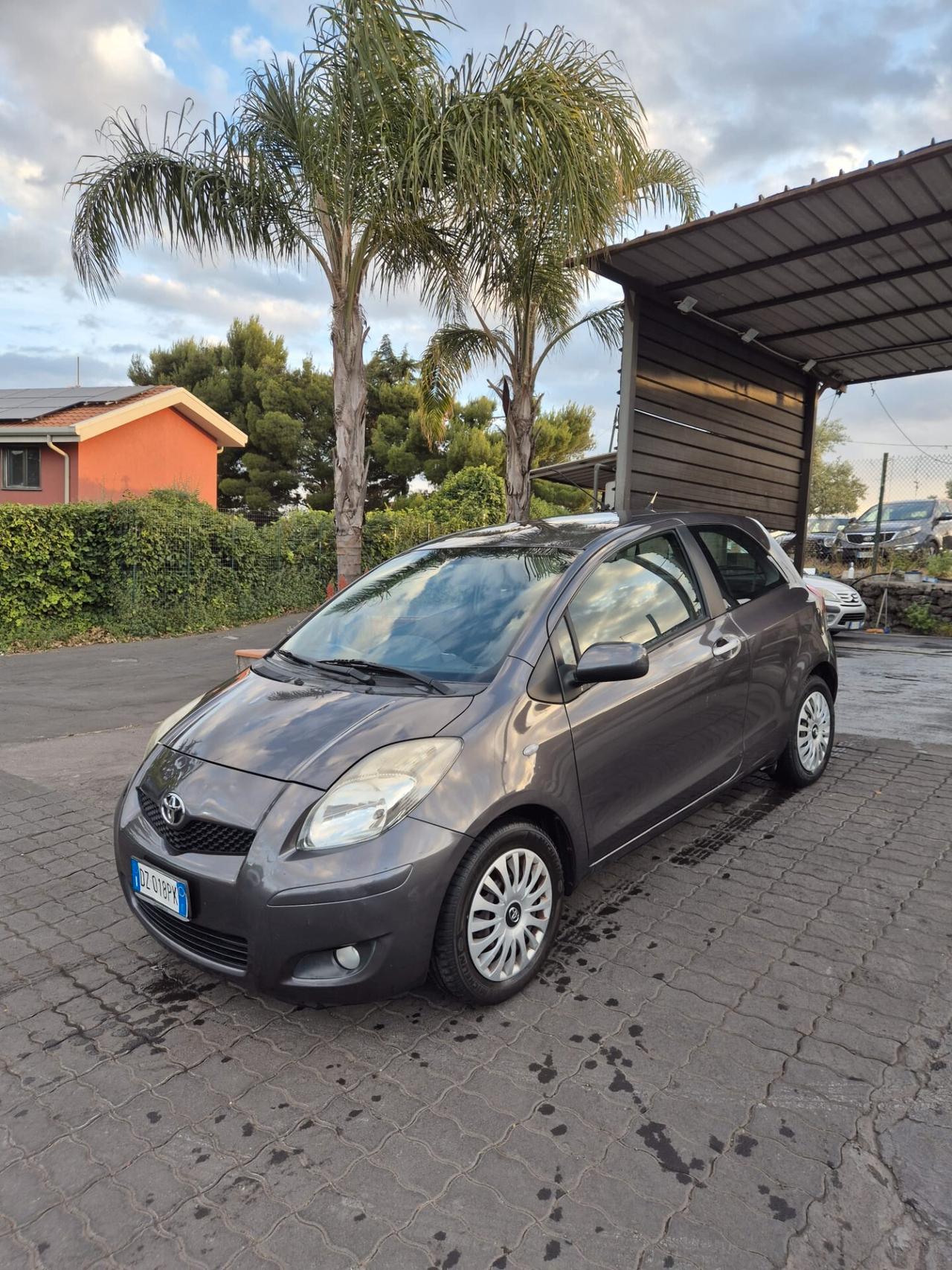 Toyota Yaris 1.4 D-4D DPF 3 porte M-MT Sol
