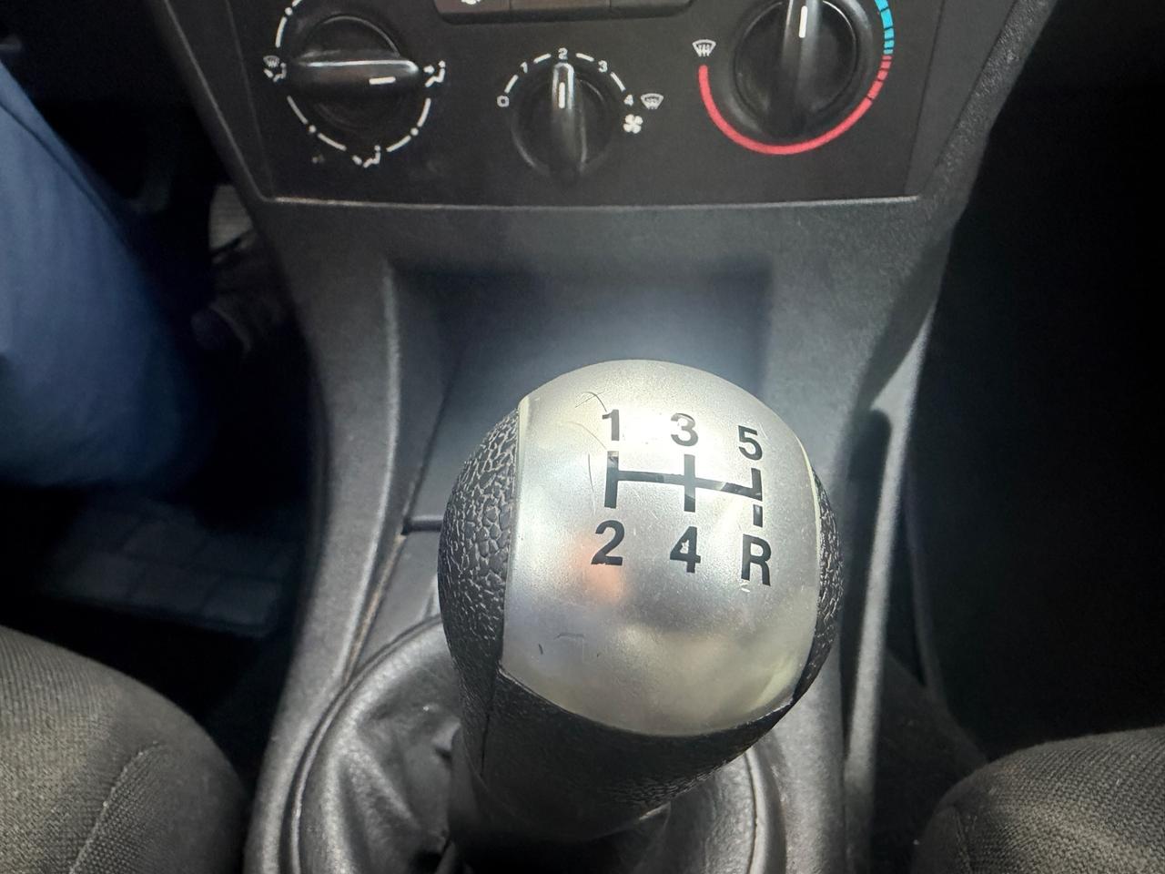 CITROEN C4 1.4 BENZINA EURO4 NEOPATENTATI