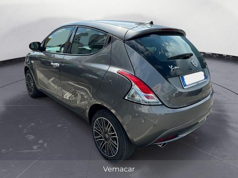 Lancia Ypsilon 1.0 FFly 70cv Hybrid GOLD!-5p-R SCORTA-S PARK-SOLO KM 38400!
