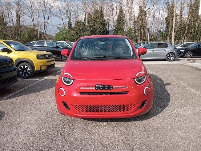 Fiat 500 Berlina Hybrid Torino