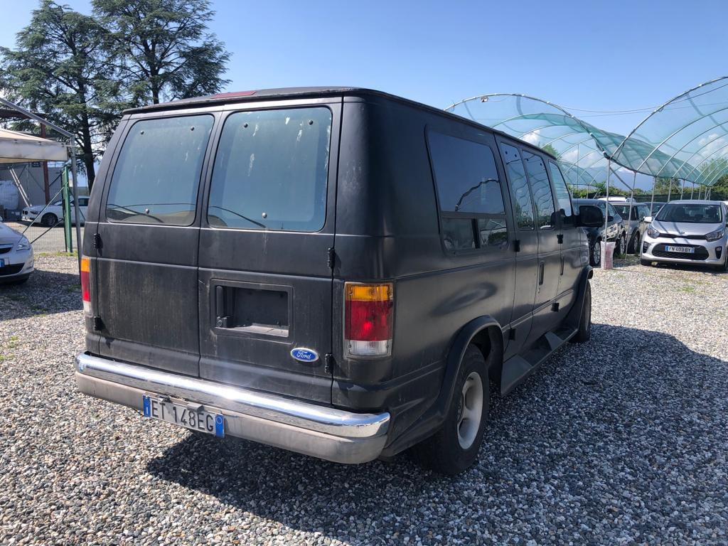 Ford Econoline FORD ECONOLINE 5800 8 POSTI AUTOVETTURA