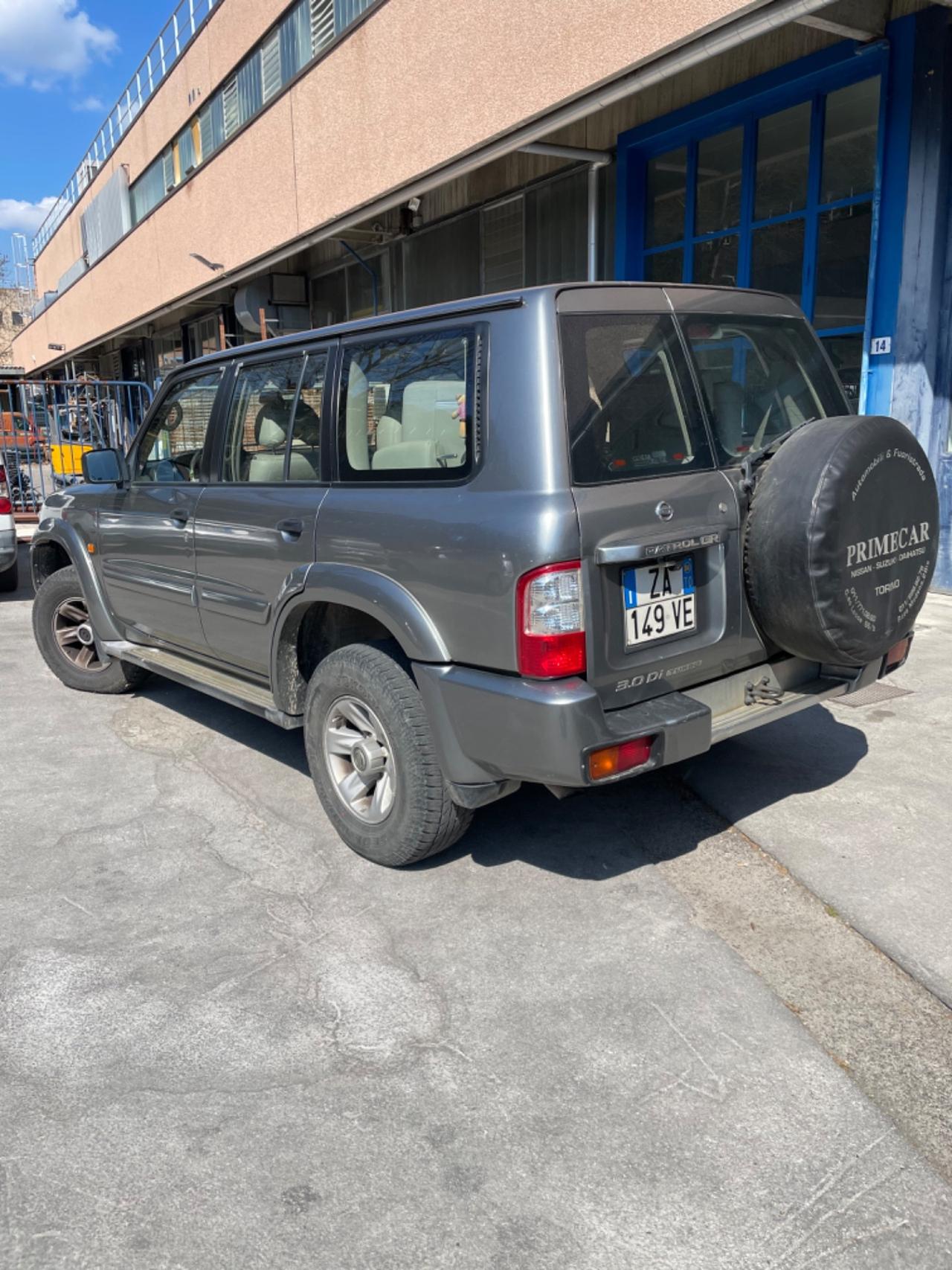 Nissan Patrol GR 3.0 TD Di 5 porte Elegance Wagon