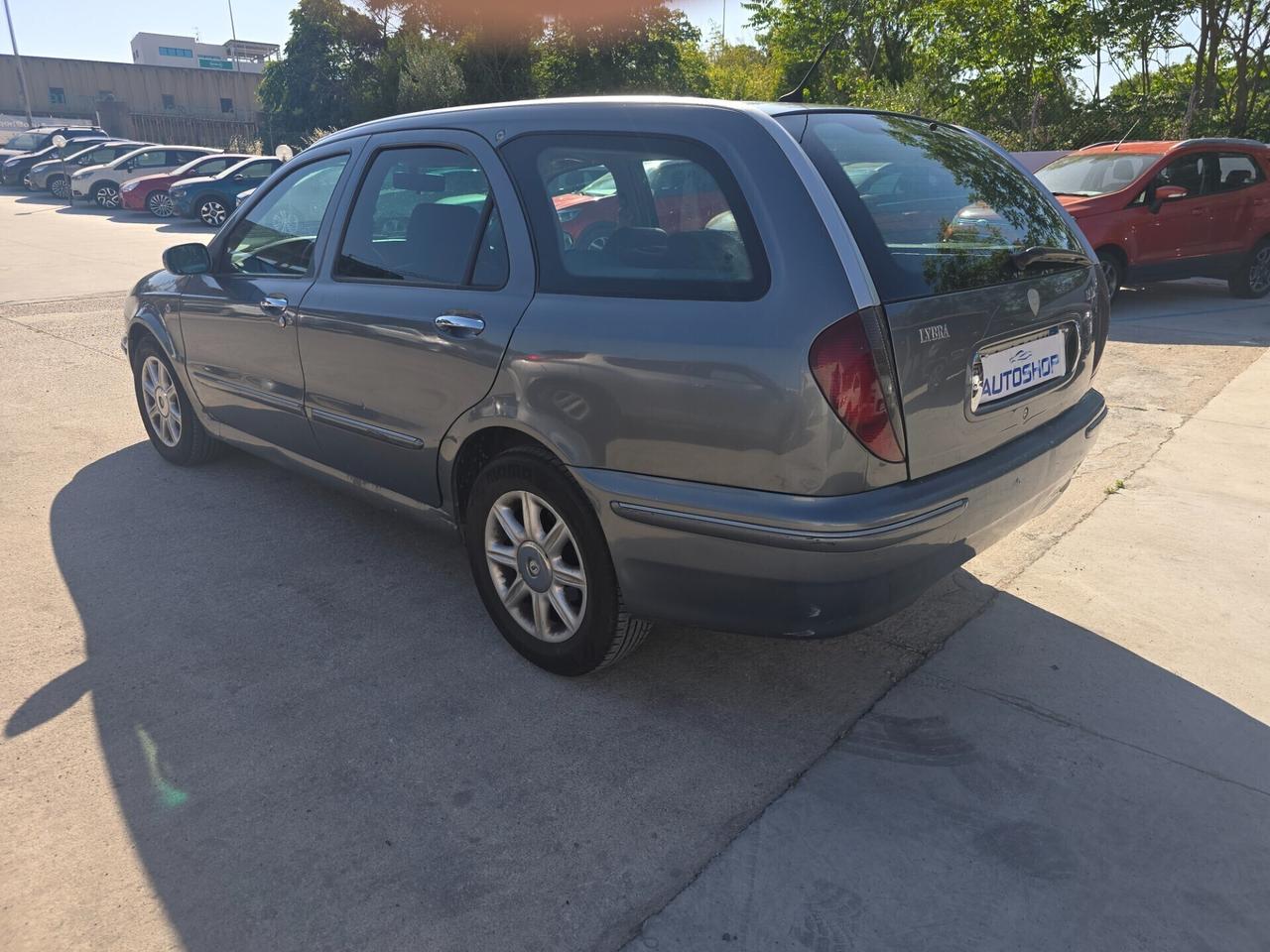 Lancia Lybra 1.9 JTD cat Station Wagon LX