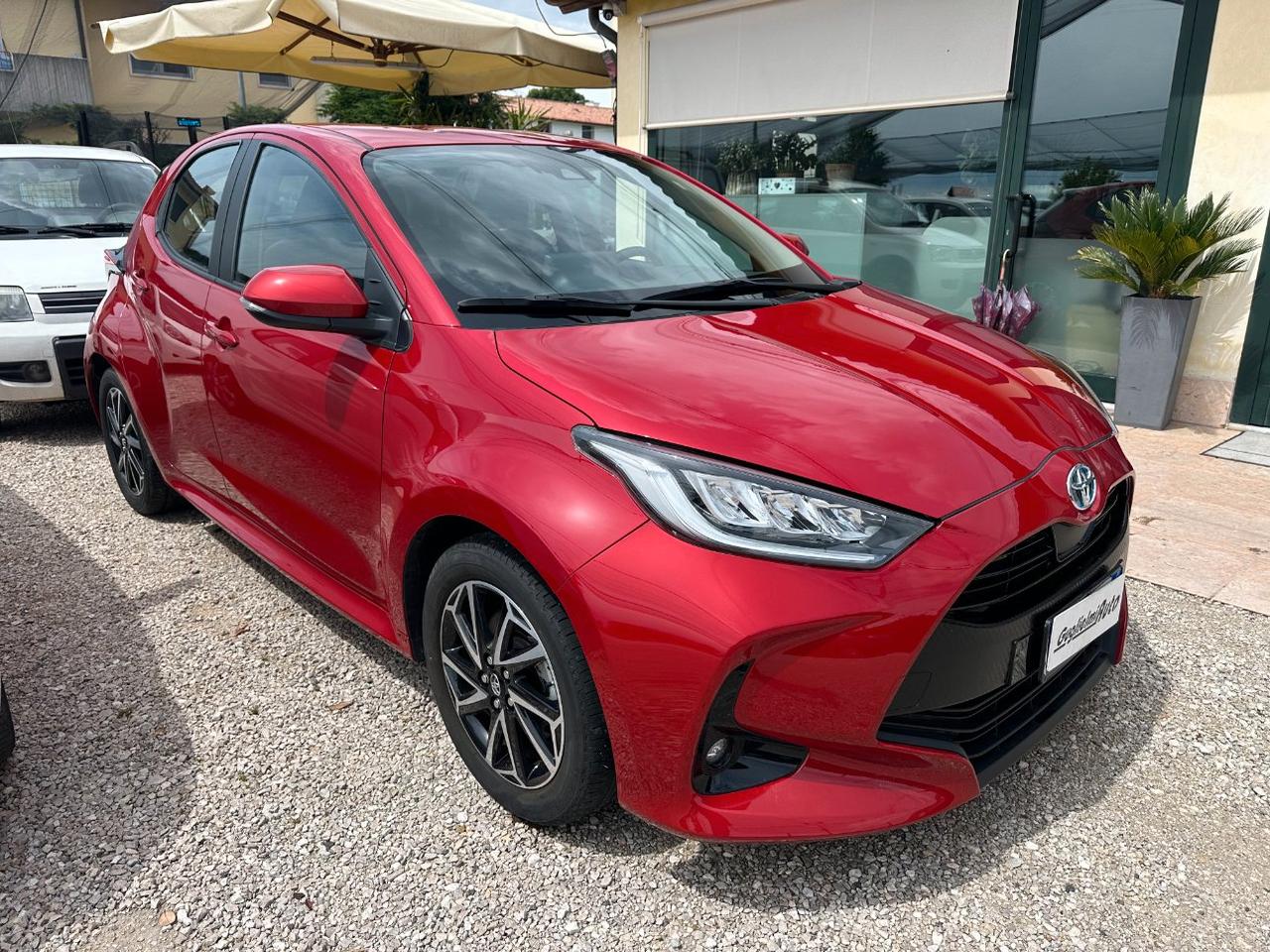 Toyota Yaris Hybrid Trend MY22 KM 23000