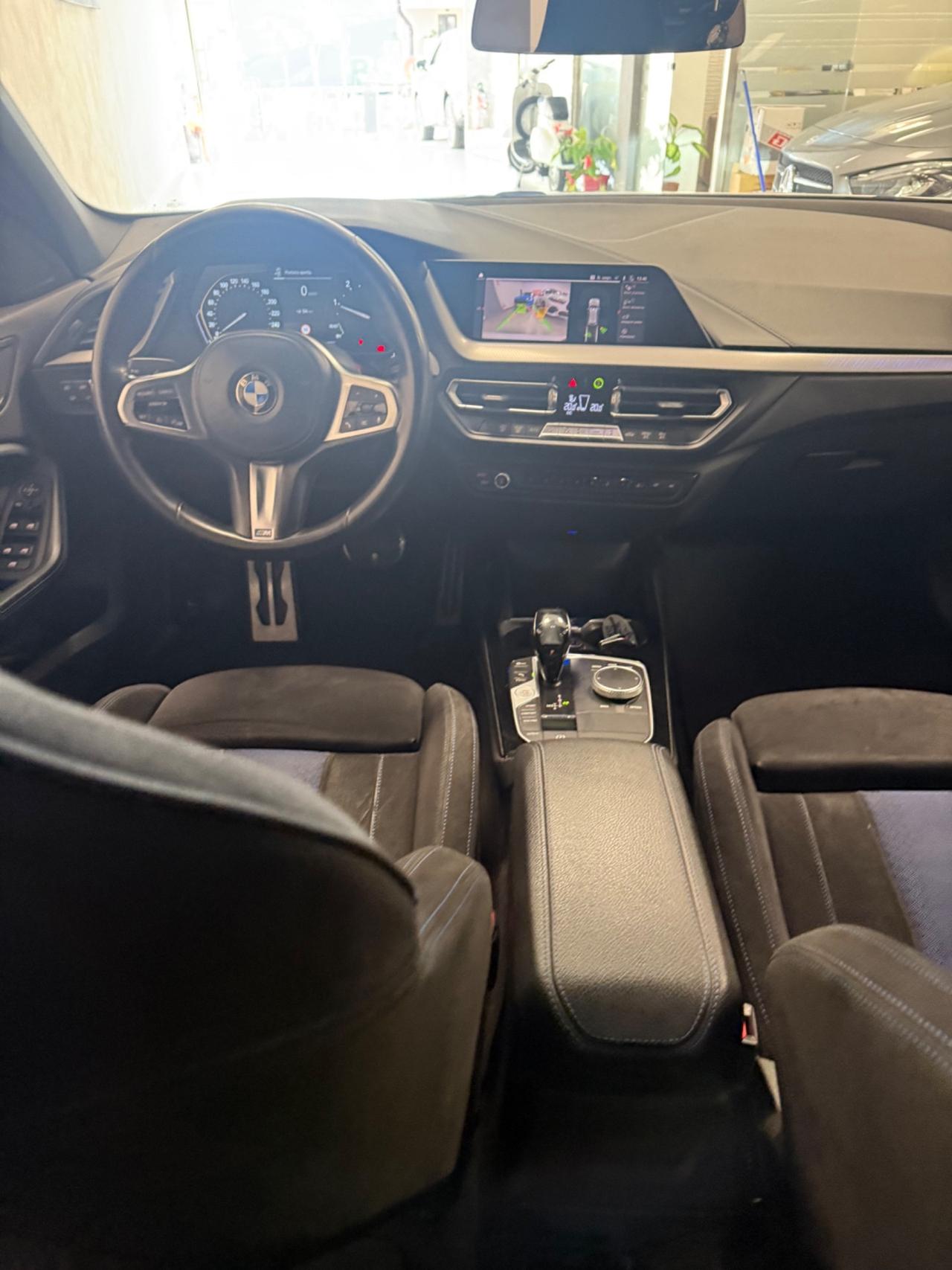 Bmw 116 116d 5p. Msport