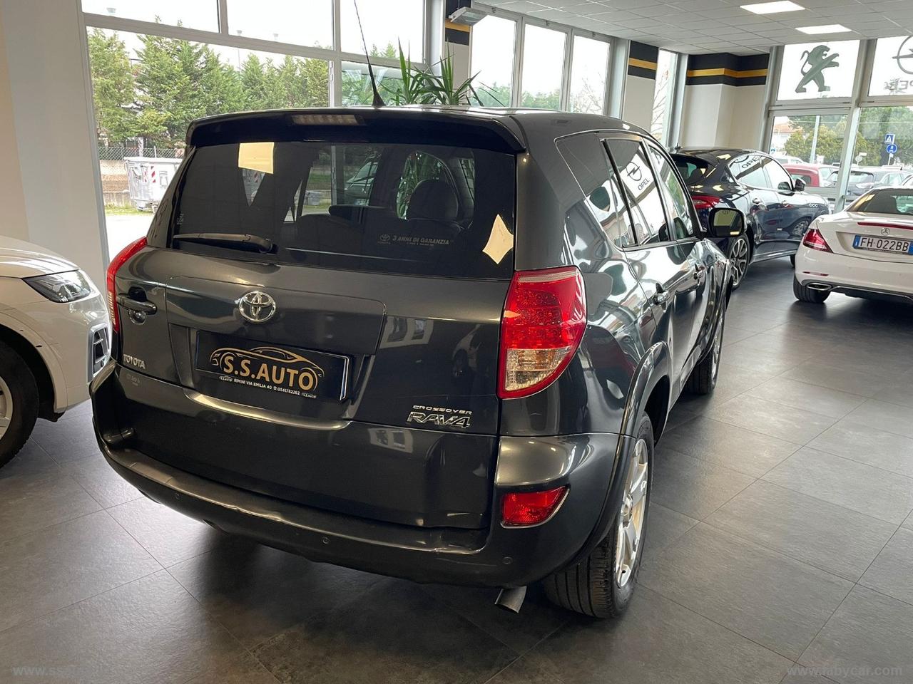 TOYOTA RAV4 Crossover 2.2 D-4D 177 CV Luxury