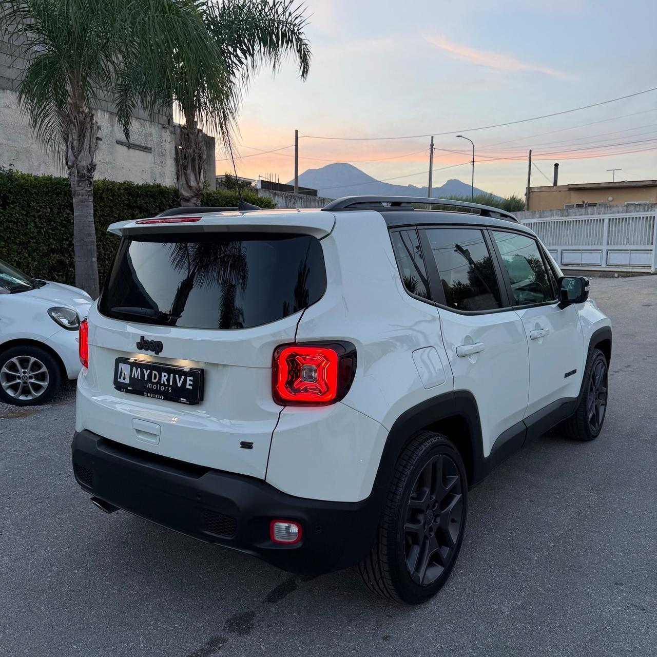 Jeep Renegade 1.6 Mjt 130 CV S