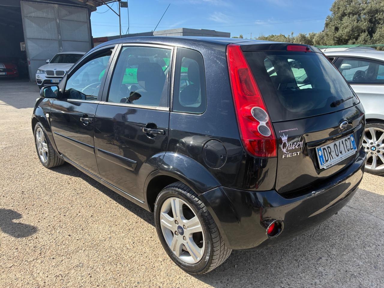 Ford Fiesta 1.4 TDCi 5p. Ghia
