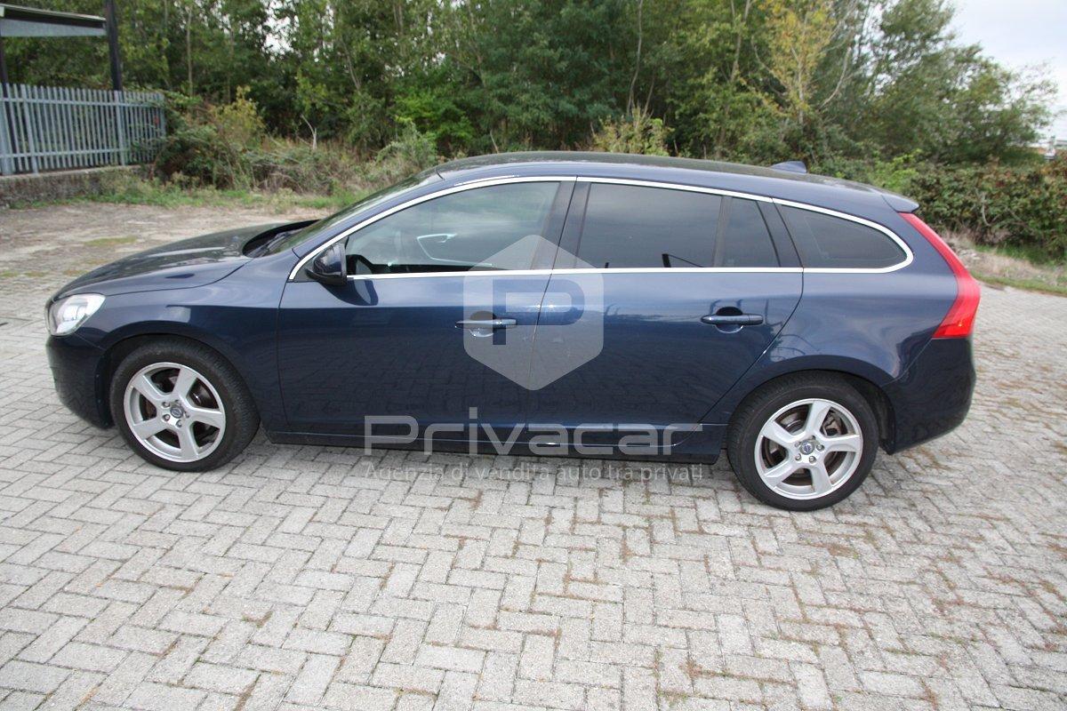 VOLVO V60 D3 Geartronic Momentum