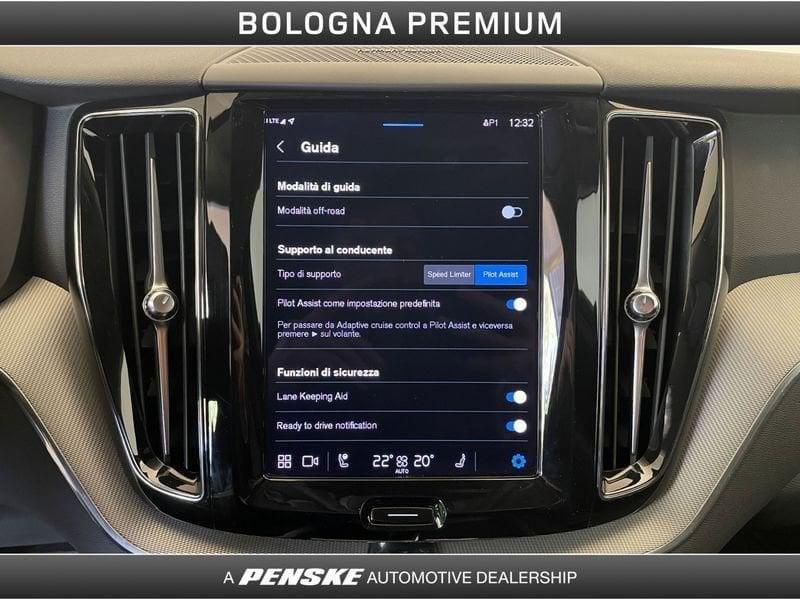 Volvo XC60 XC60 B4 automatico Plus Dark