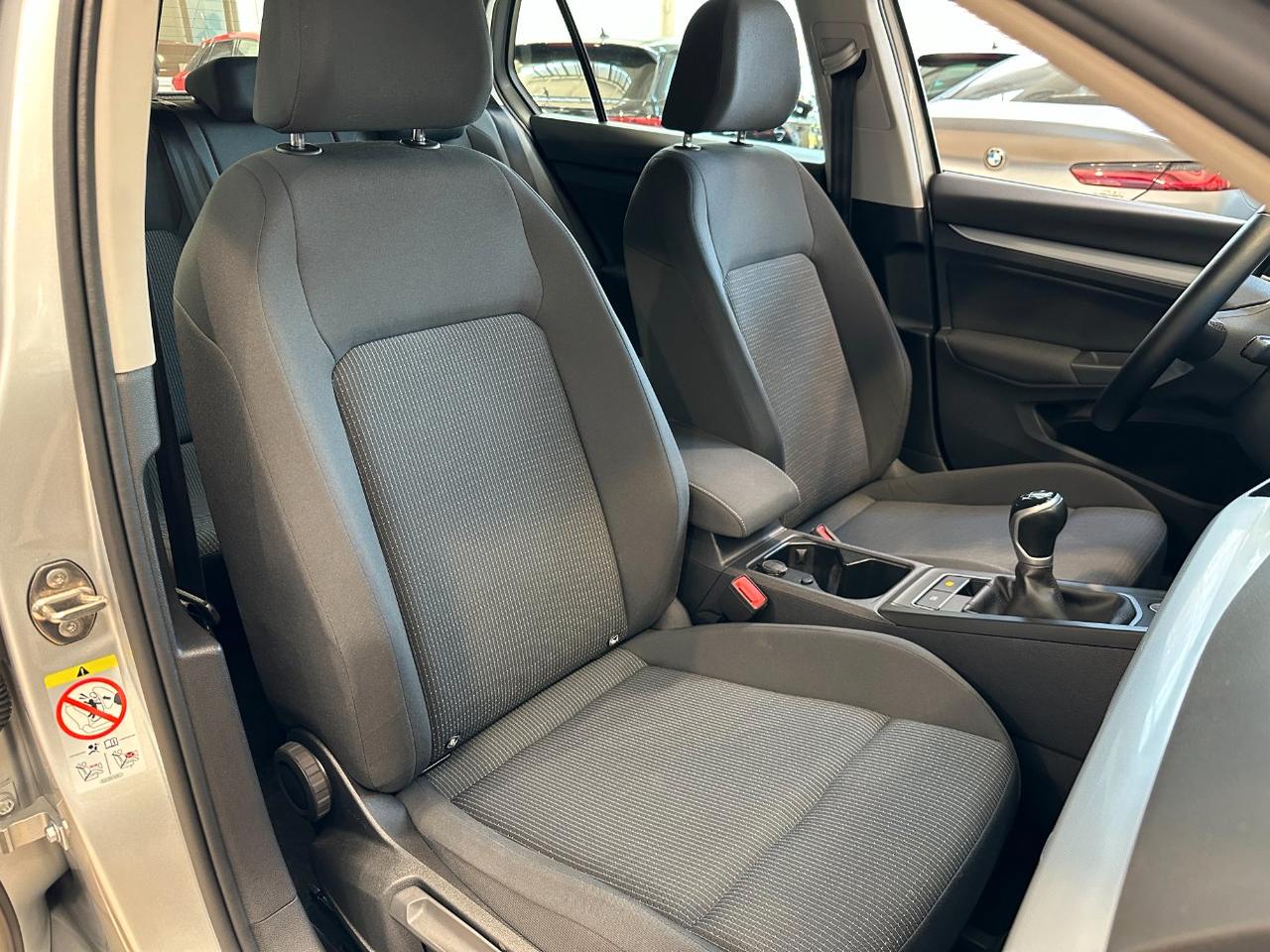 Volkswagen Golf 5 Porte 1.0 tsi Trendline 90cv - Carplay - OK Neopat.