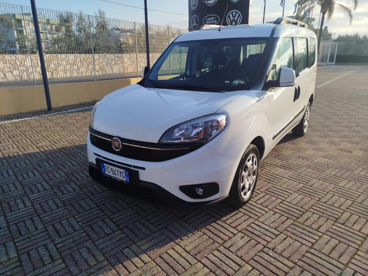 Fiat Doblo Doblò 1.4 T-Jet 16V Natural Power 7 POSTI