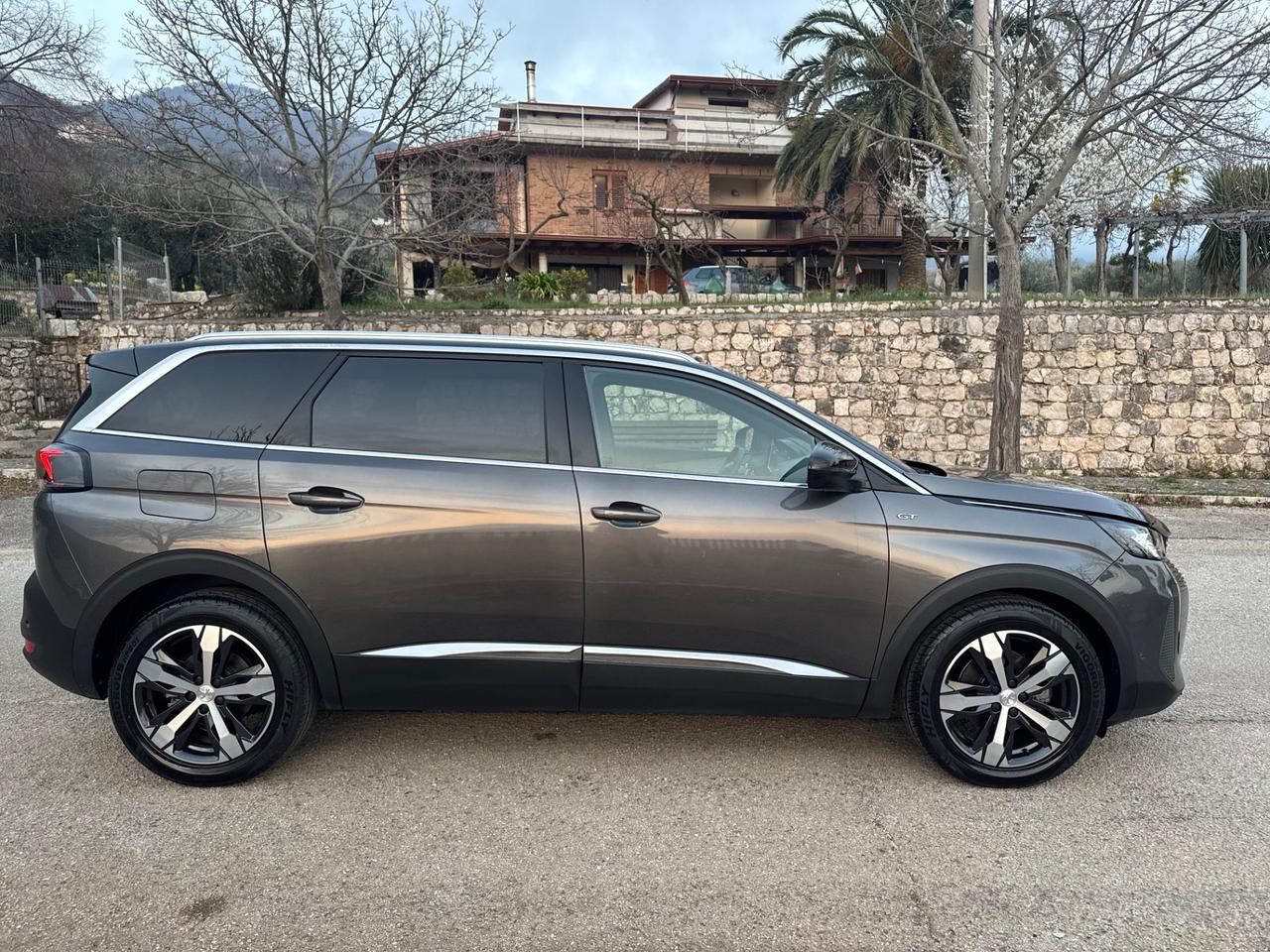 Peugeot 5008 BlueHDi 130 S&S EAT8 GT Pack