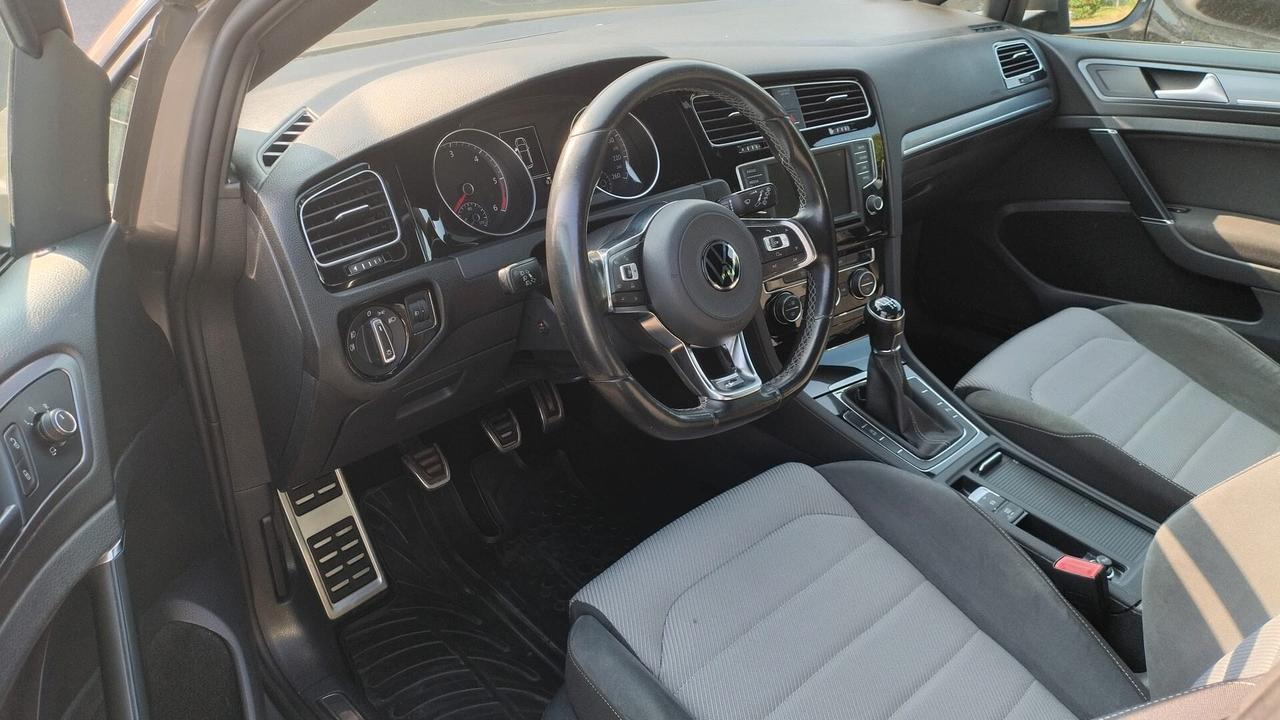 Volkswagen Golf 2017 110 cv
