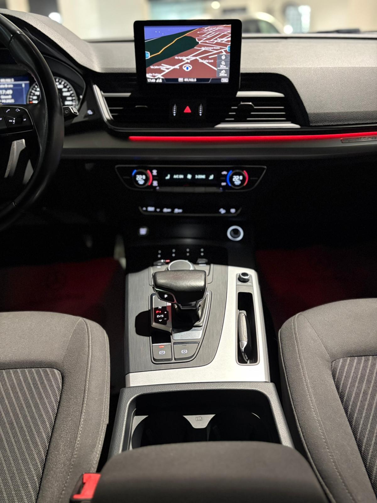 Audi Q5 2.0 TDI 190 CV quattro S tronic Business Sport
