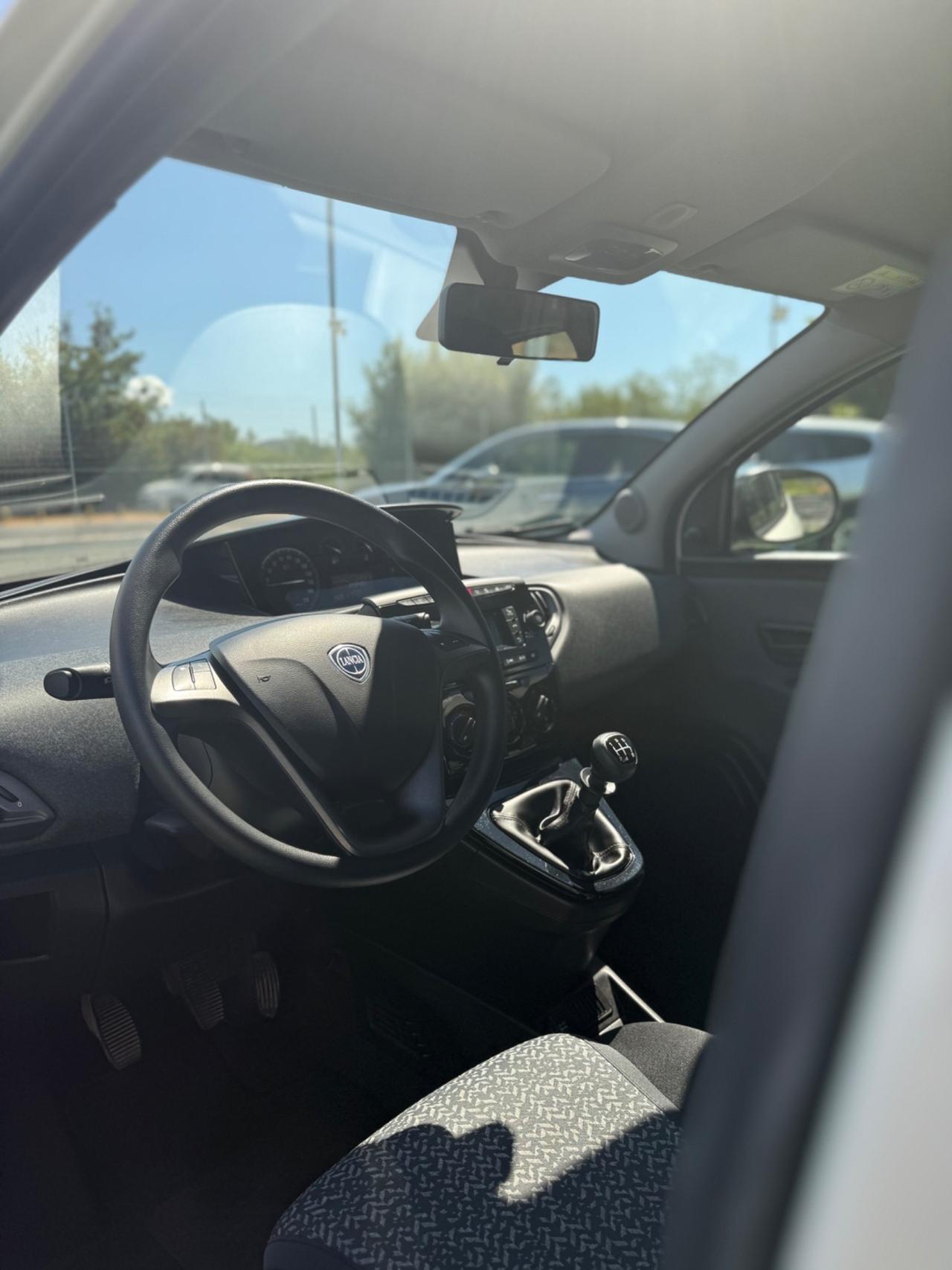 Lancia Ypsilon 1.2 69 CV 23Mila Km CERTIFICATI