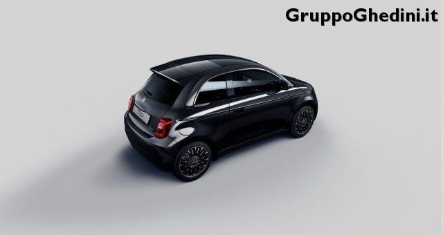 FIAT 500e La Prima Berlina 42 kWh