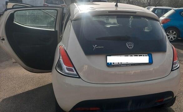 Lancia Ypsilon 1.2 69 CV 5 porte GPL Ecochic Gold