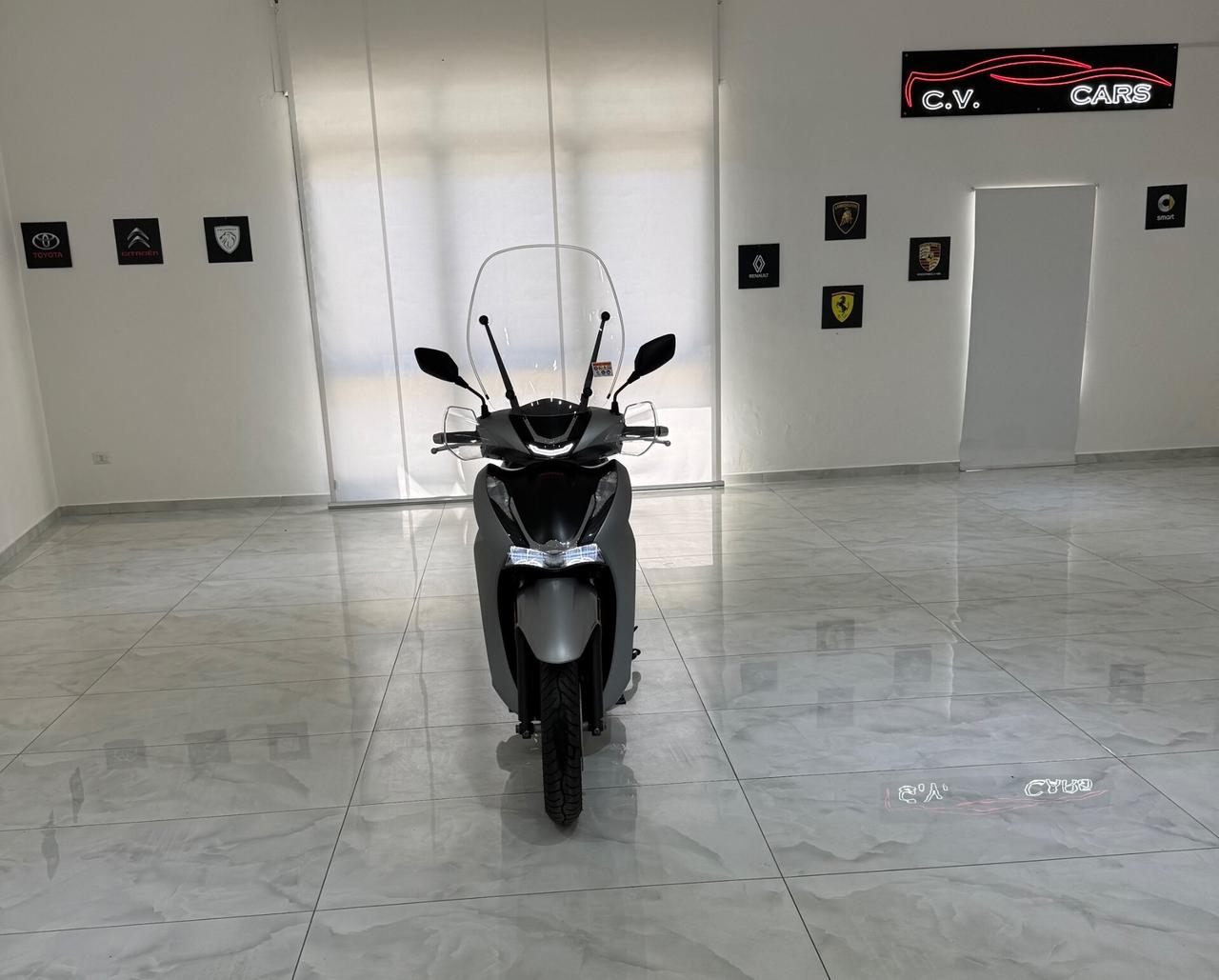 Honda SH 350 SPORT