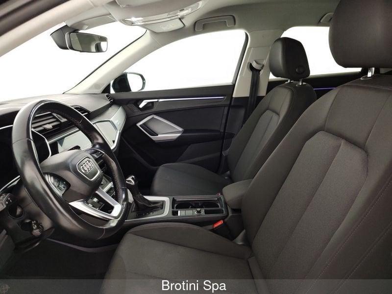 Audi Q3 Sportback 45 TFSI e S tronic Business Plus