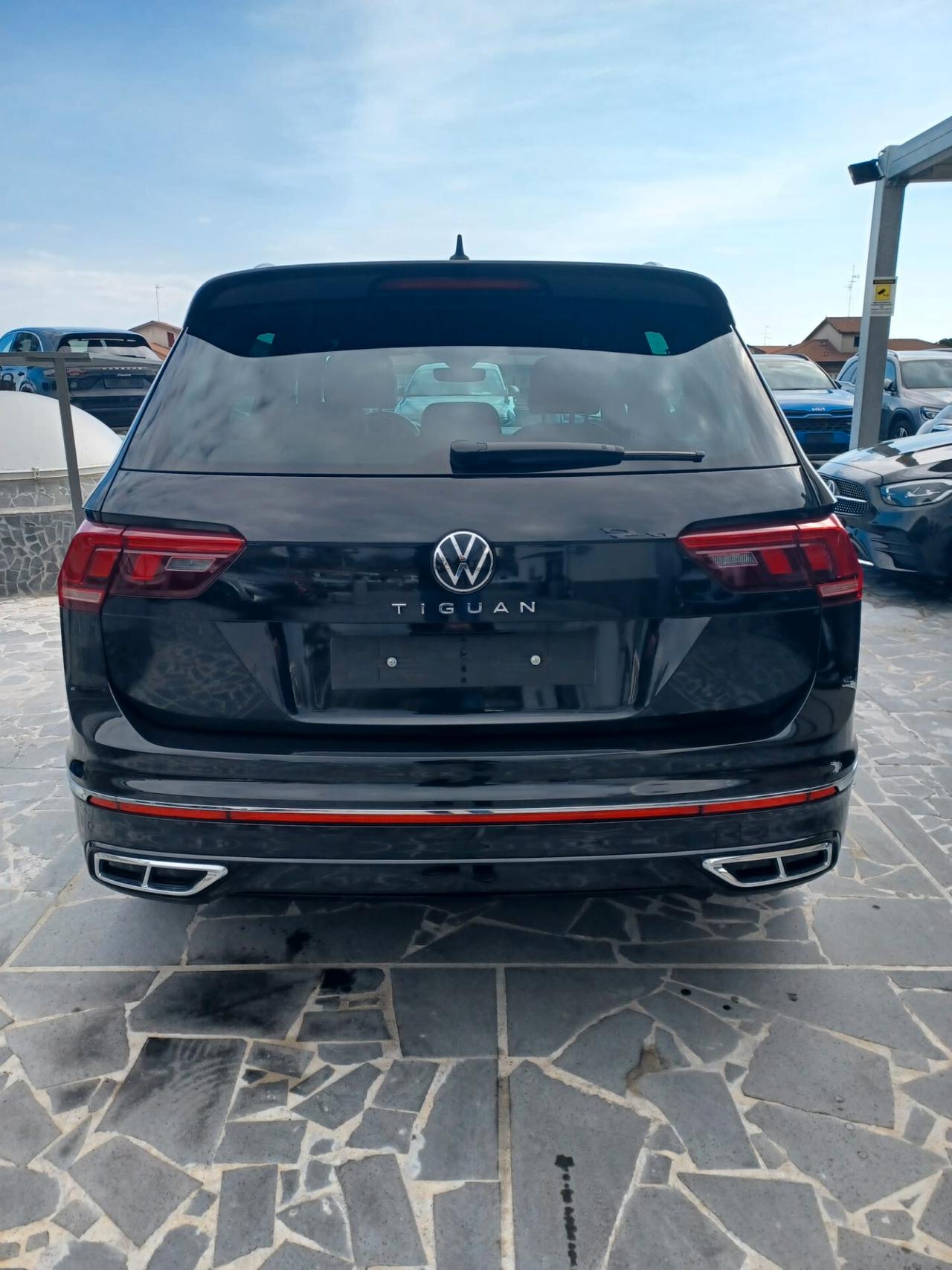 Volkswagen Tiguan 2.0 TDI 150 CV SCR DSG R-Line