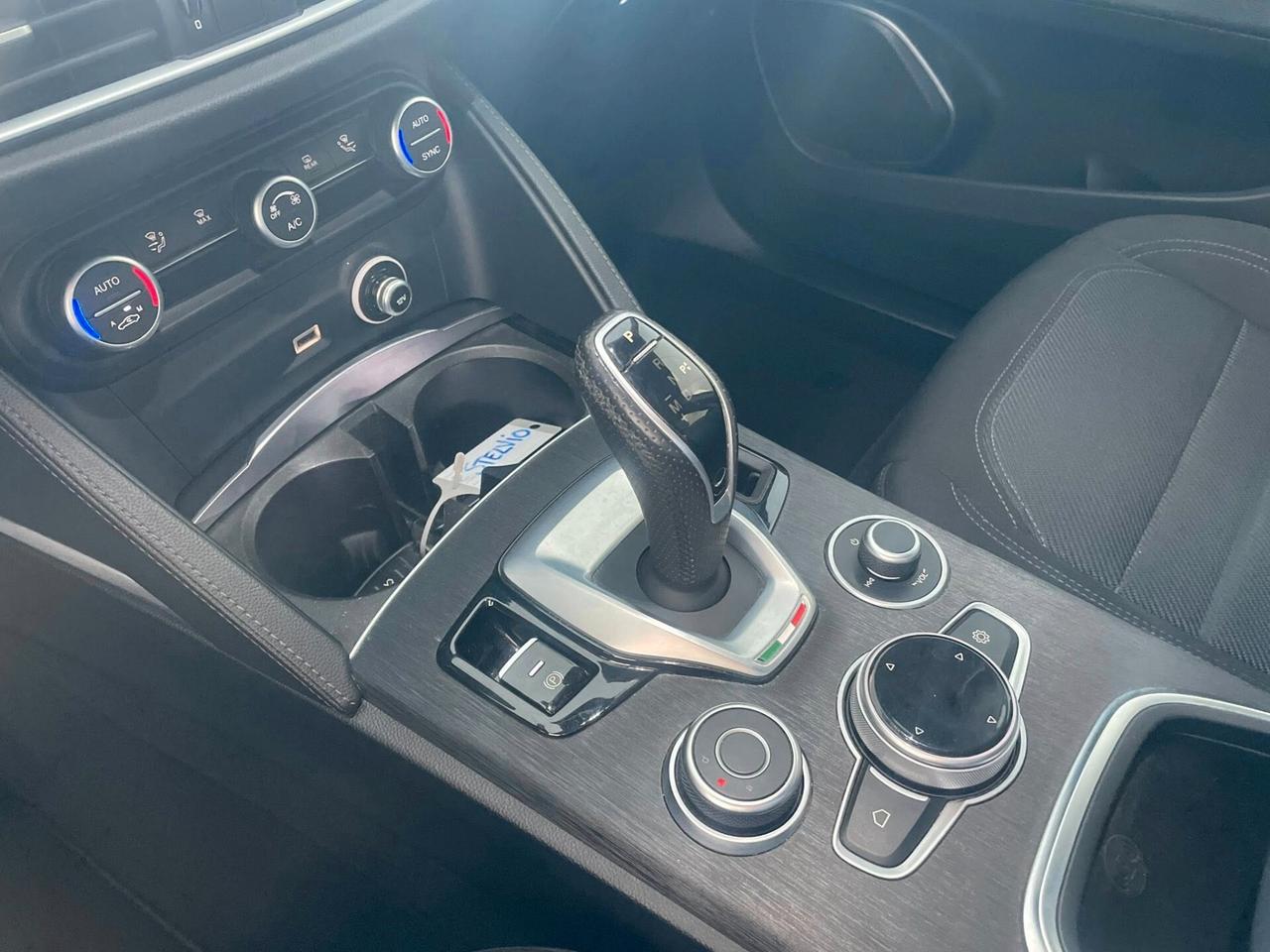 Alfa Romeo Stelvio 2.2 Turbodiesel 160 CV AT8 RWD Super Business