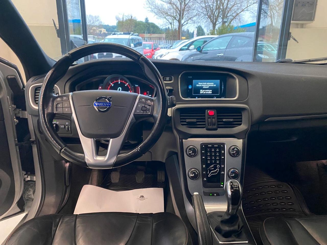 Volvo V40 D2 1.6 Summum