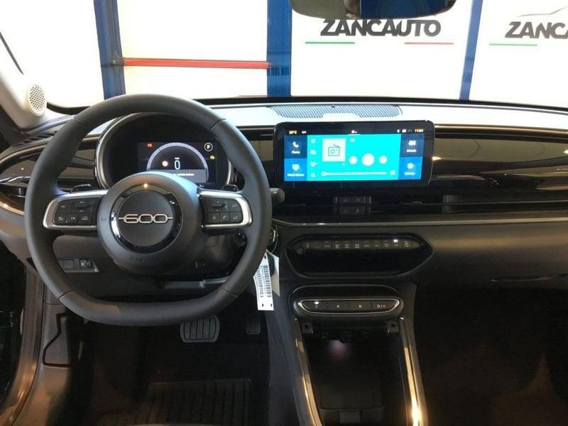 FIAT 600 600 Hybrid 145 CV DCT MHEV Icon MY24 + EXTRA